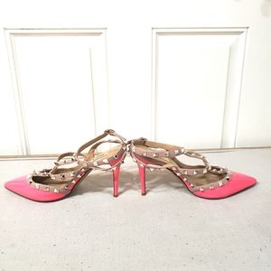 Kaitlyn Pan Rockstud Pink Leather Pointed-Toe Heels